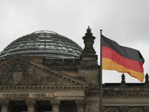 همه چیز درباره سرمایه گذاری در آلمان؛ روش‌ها و نکات مهم