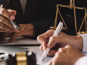 ۱۰ مورد اشتباهات ترجمه مدارک که می‌توانند ویزای شما را رد کنند