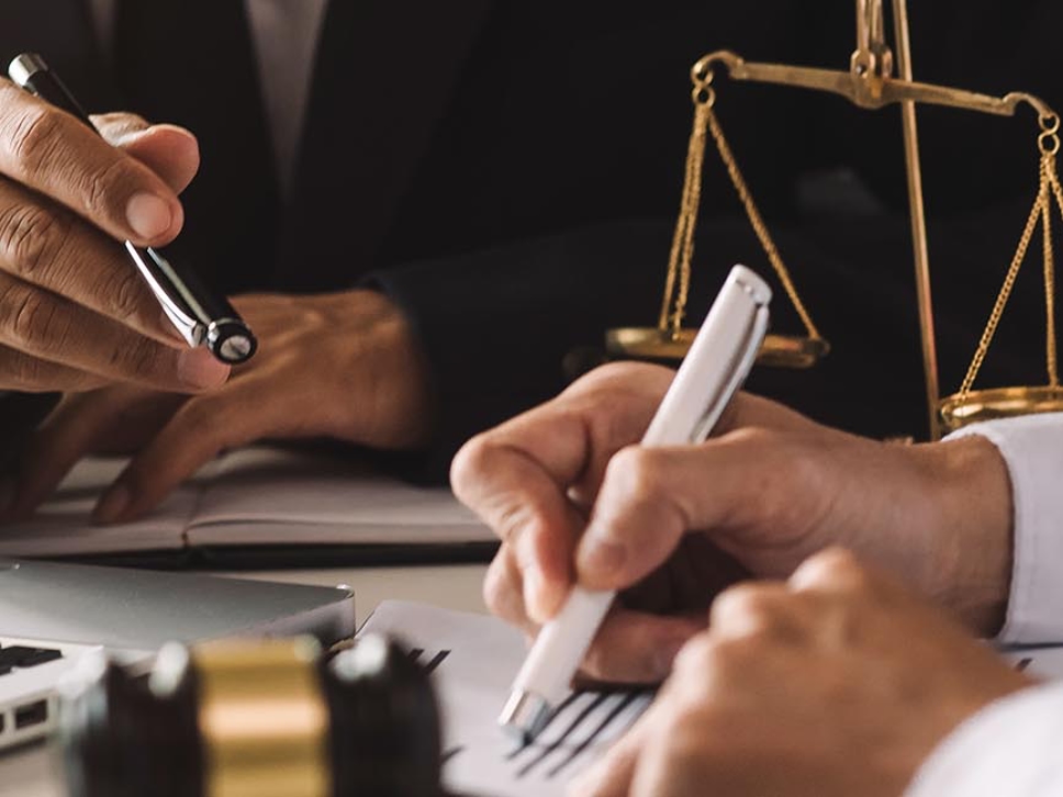 ۱۰ مورد اشتباهات ترجمه مدارک که میتوانند ویزای شما را رد کنند