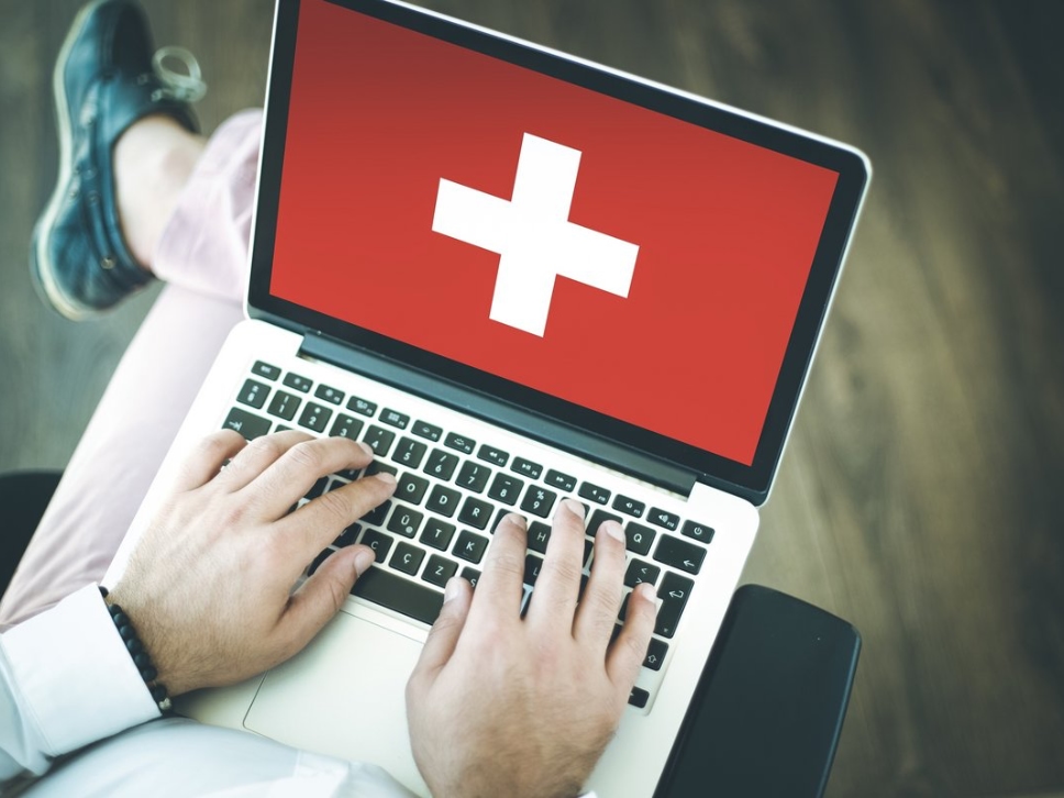 چطور در سوئیس کار پیدا کنیم؟ آشنایی با راه های کار در سوئیس