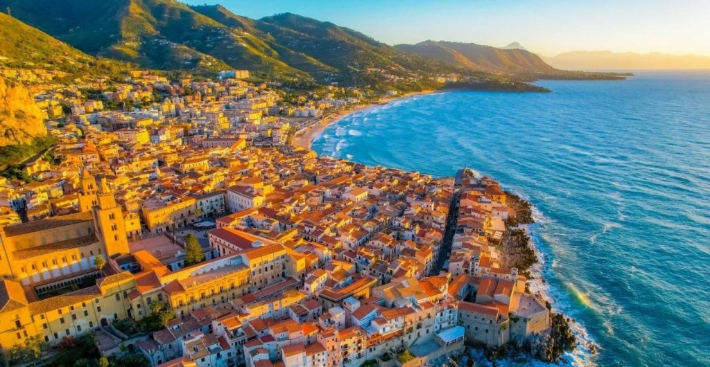 مدارک لازم برای درخواست ویزای توریستی و دیدار خانواده