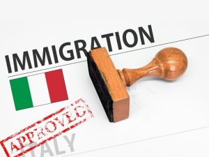 مدارک مورد نیاز مهاجرت به ایتالیا؛ راهنمای جامع ۲۰۲۵